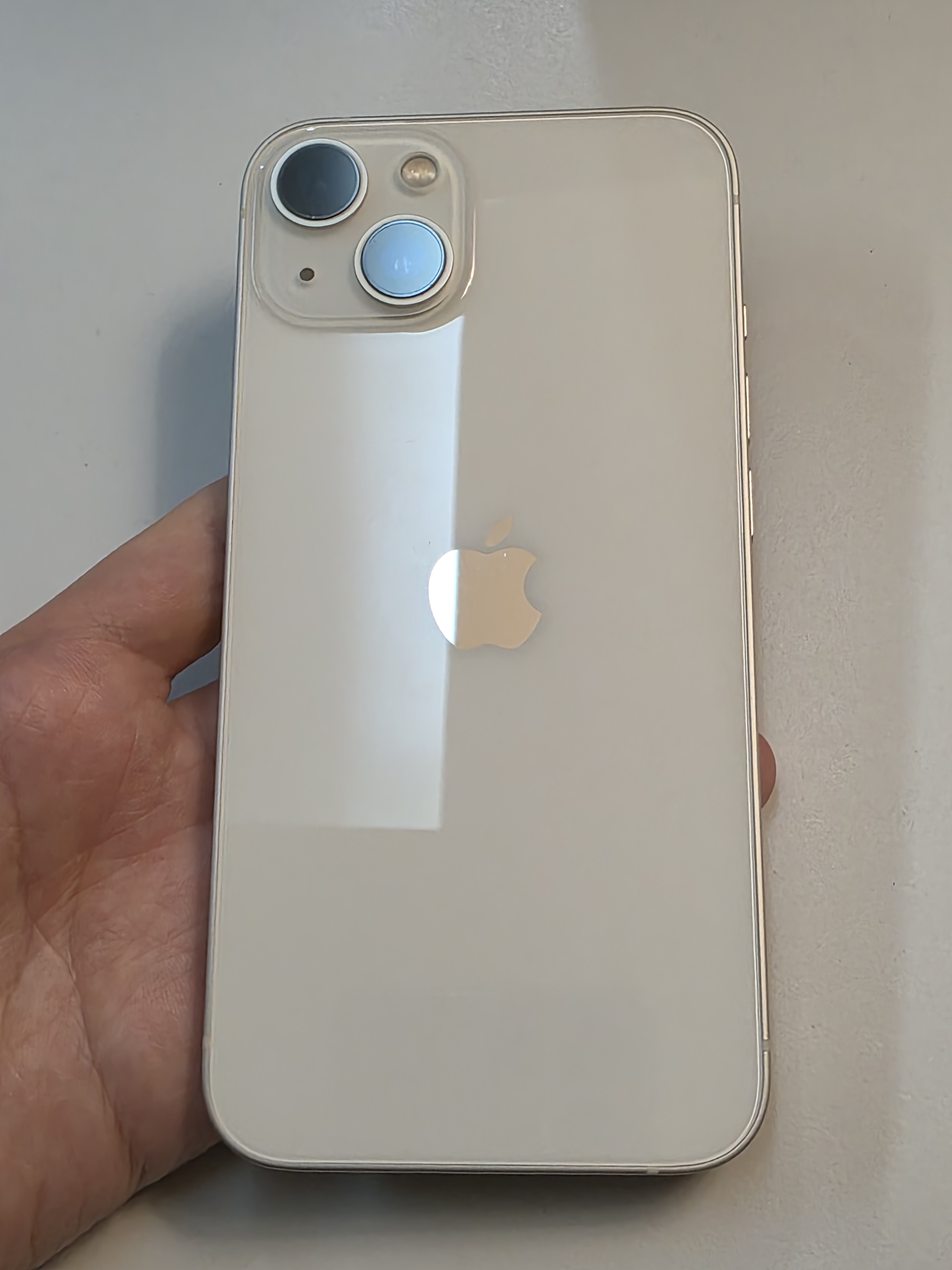 iPhone 13 TE-10
