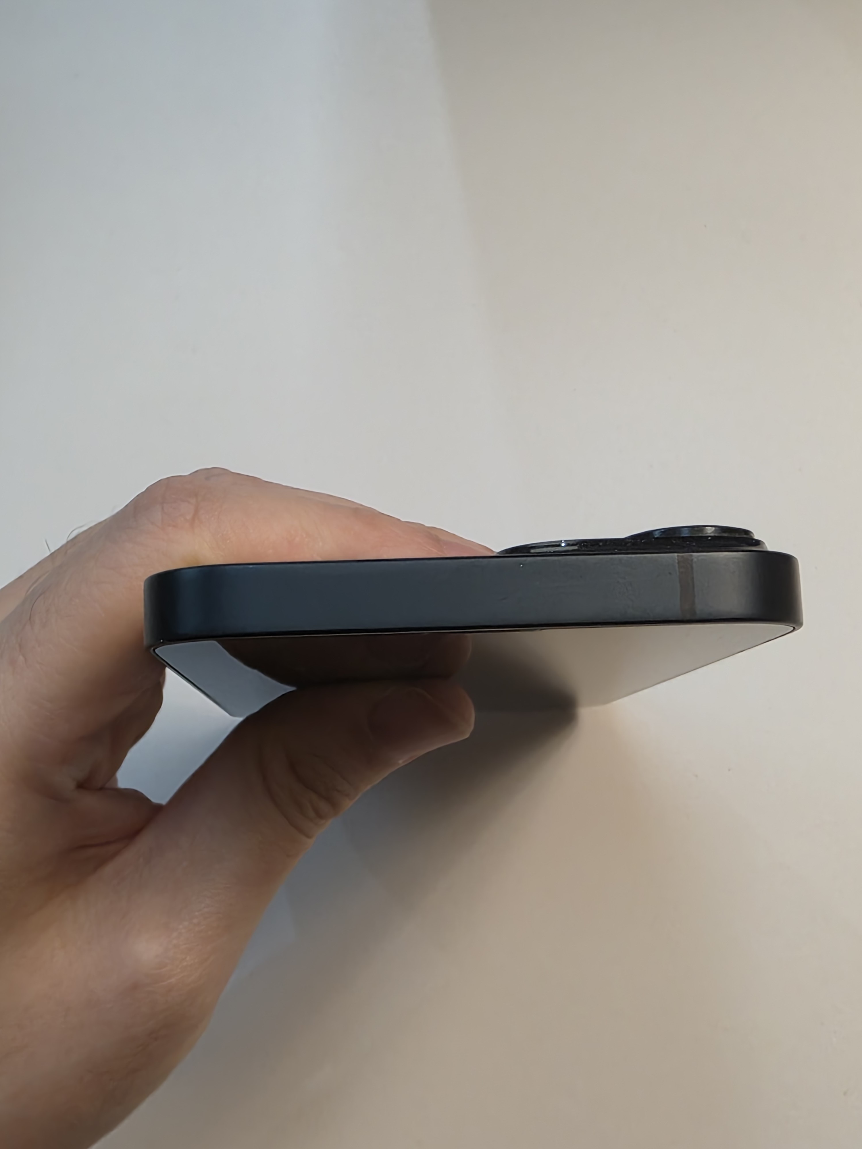 iPhone 14 TE-16
