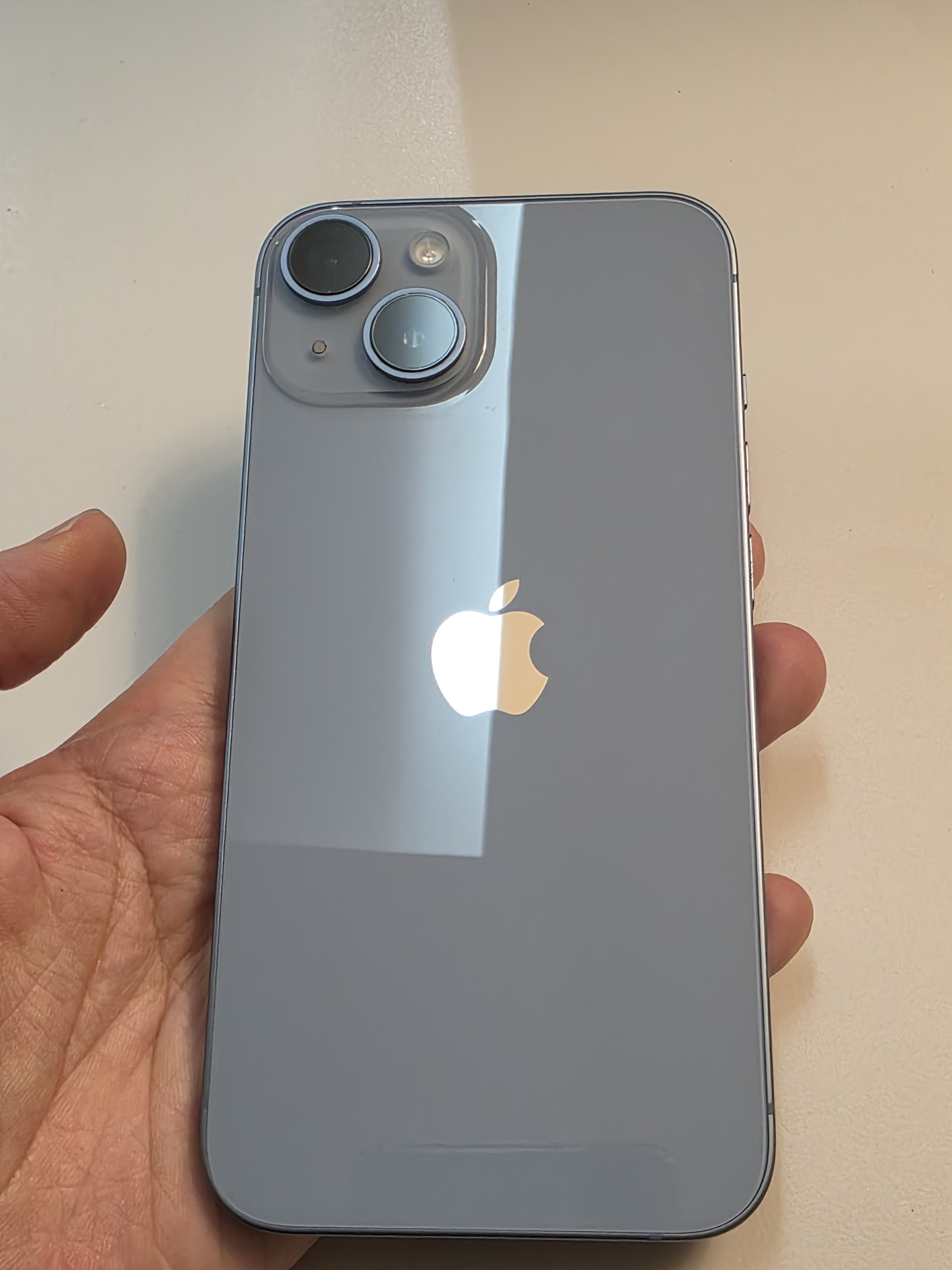 iPhone 14 TE-21