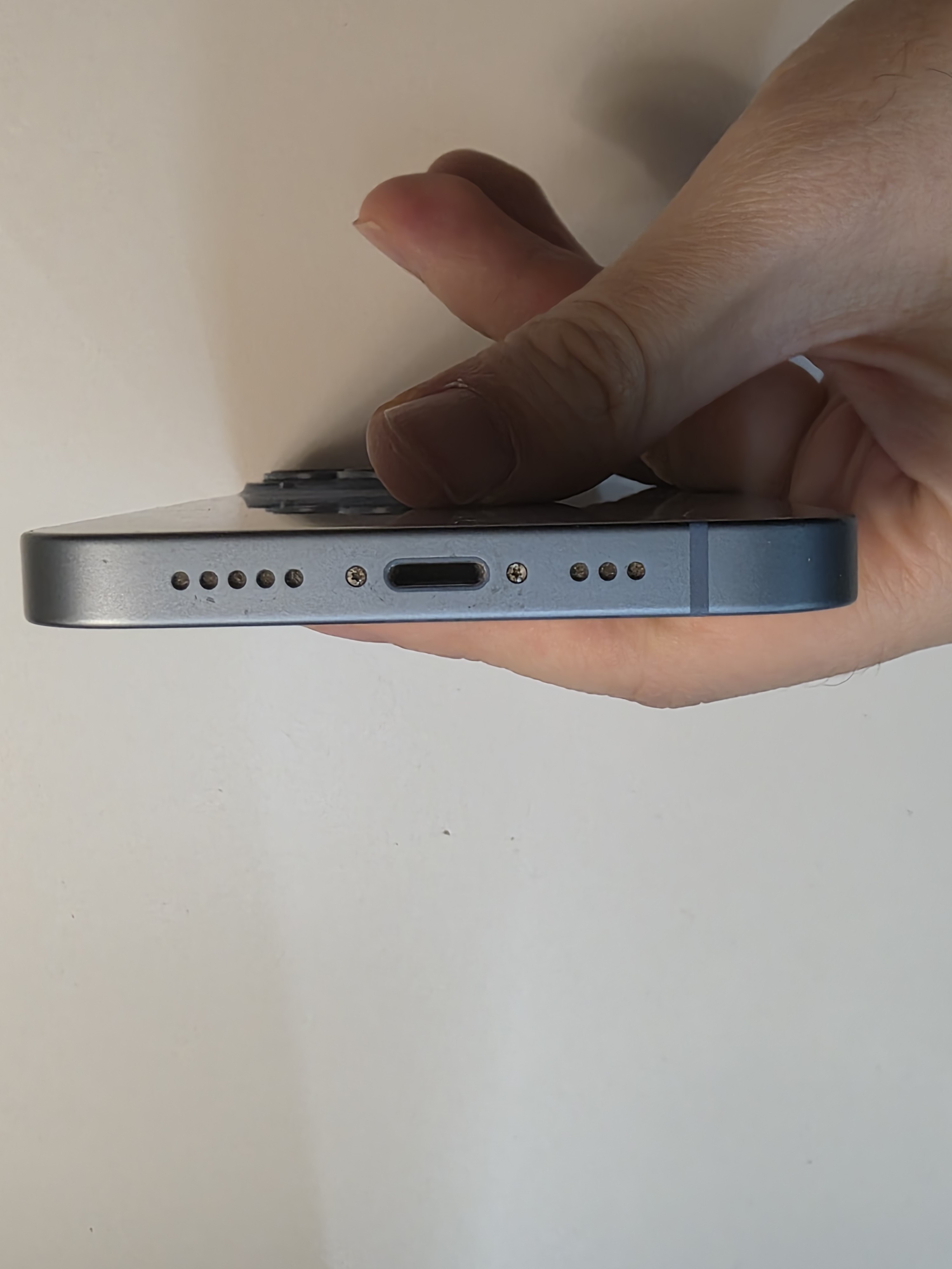 iPhone 14 TE-21