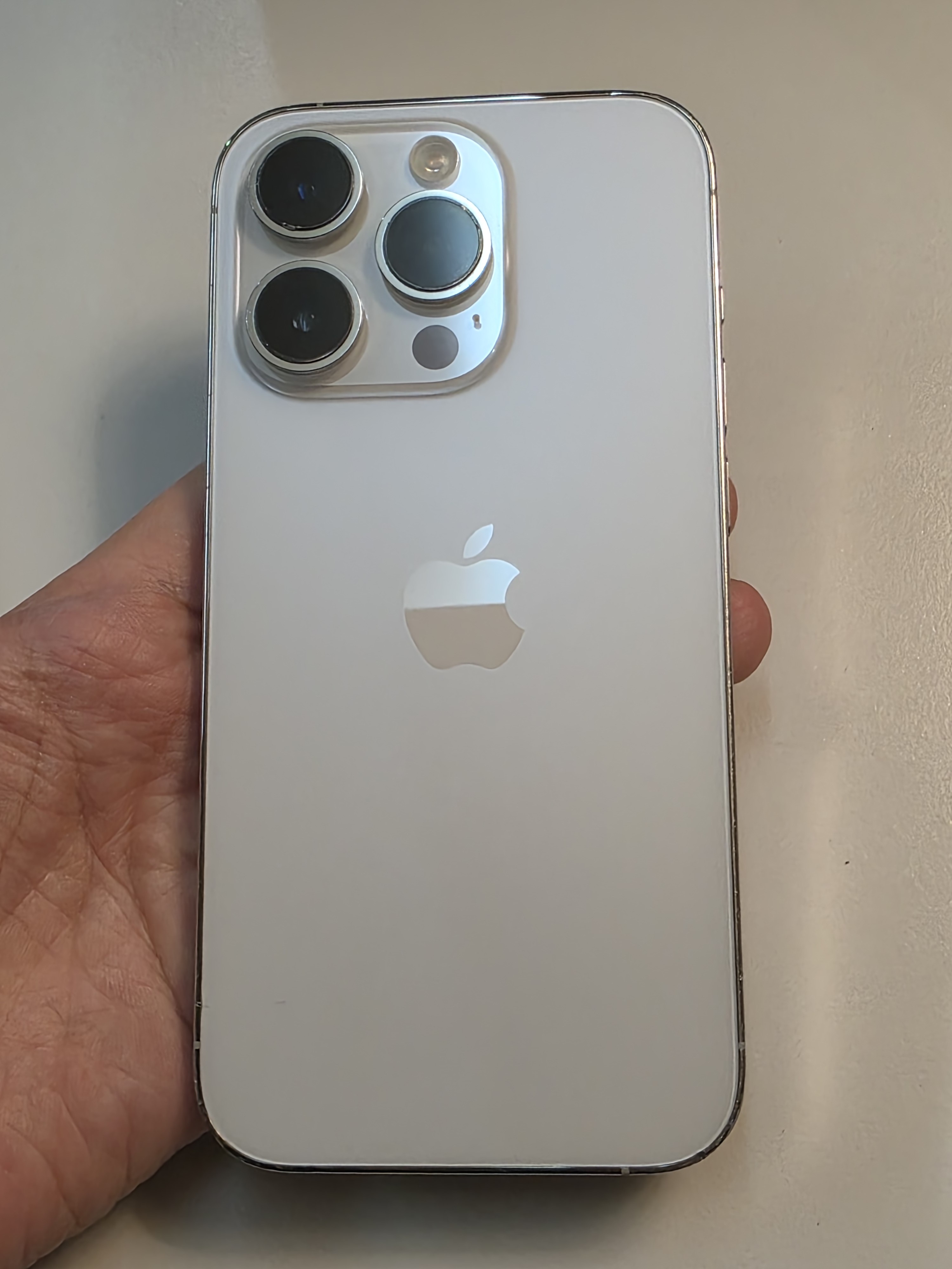 iPhone 14 Pro TE-29