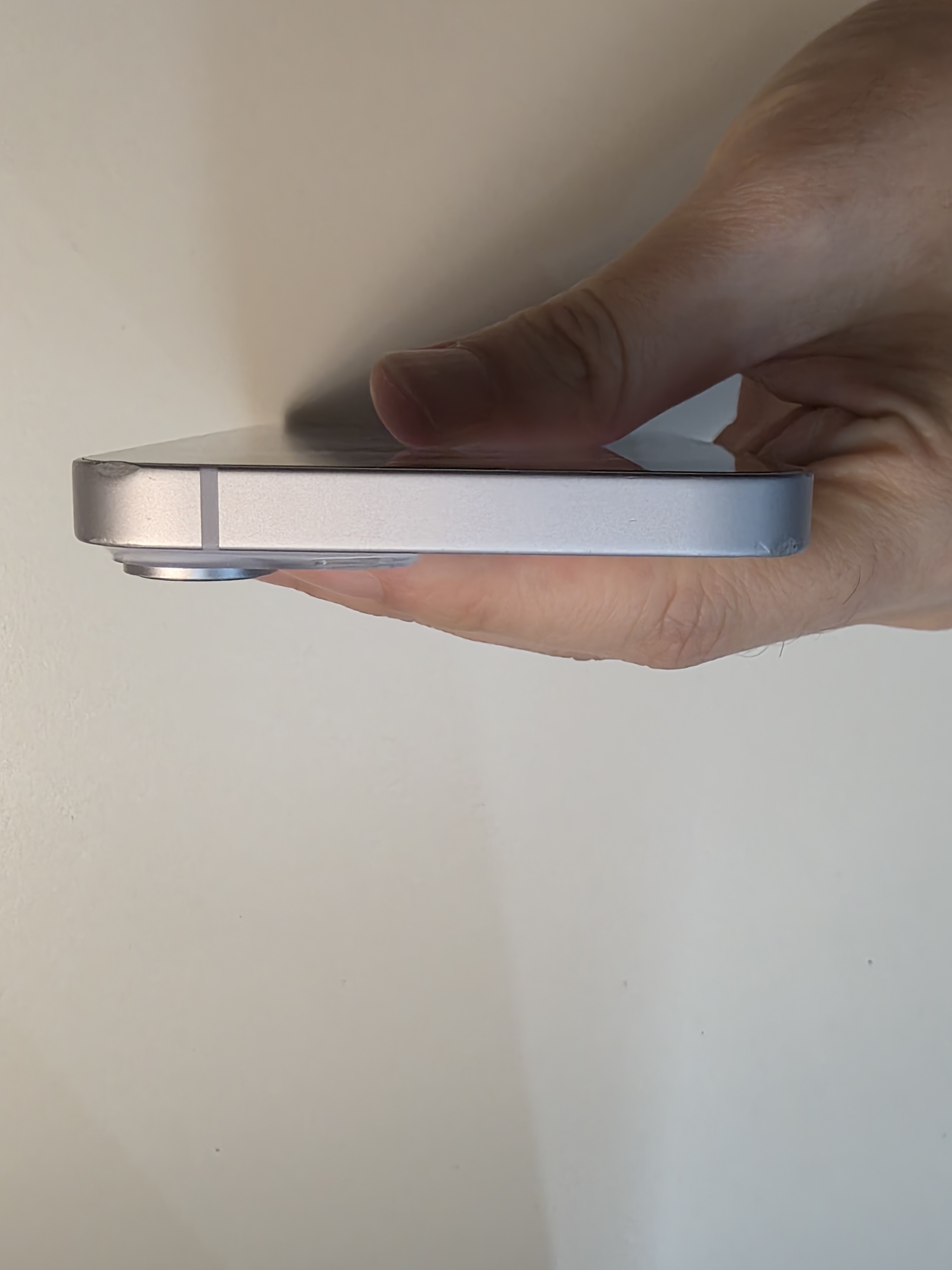 iPhone 14 TE-54